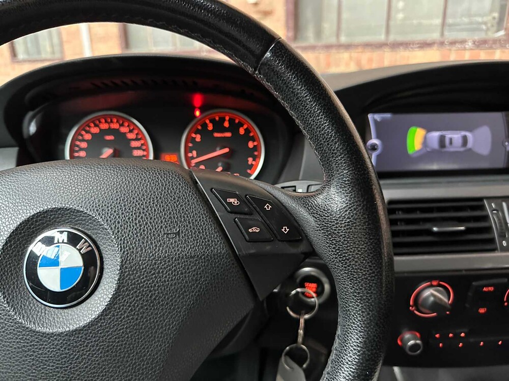 BMW 525i Business Line Edition II 218hp 2009 5-series, 71-JXB-8 Youngtimer