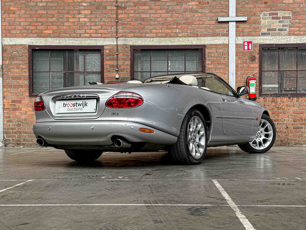 Jaguar XKR 4.0 V8 Convertible 363hp 2001, N-457-KK Youngtimer