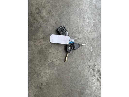 Jaguar XKR 4.0 V8 Convertible 363hp 2001, N-457-KK Youngtimer