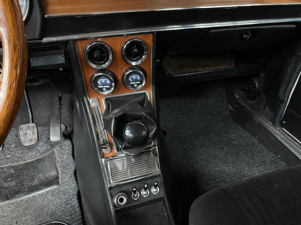 Alfa Romeo Giulia Nuova Super 1600 1.6 1979 (Original-NL + 3rd owner), HZ-05-BV