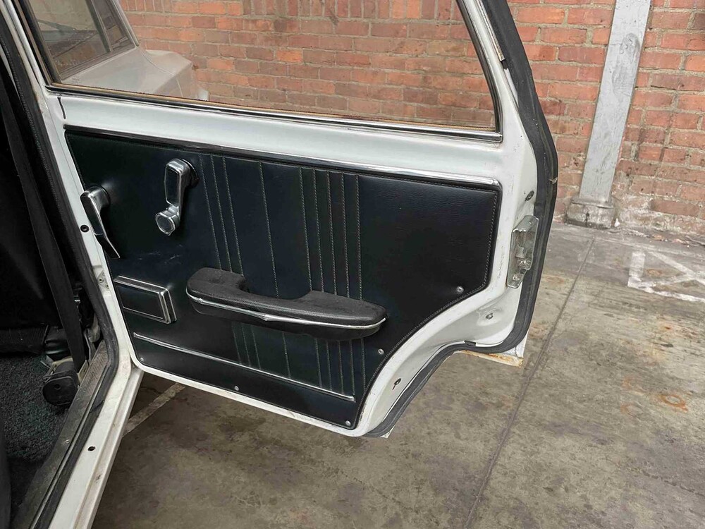 Alfa Romeo Giulia Nuova Super 1600 1.6 1979 (Original-NL + 3rd owner), HZ-05-BV