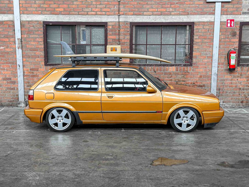 Volkswagen Golf MK2 GTI 2.0 8v 112hp 1987 (Original-NL), RX-32-GJ