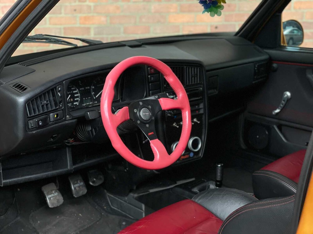 Volkswagen Golf MK2 GTI 2.0 8v 112hp 1987 (Original-NL), RX-32-GJ