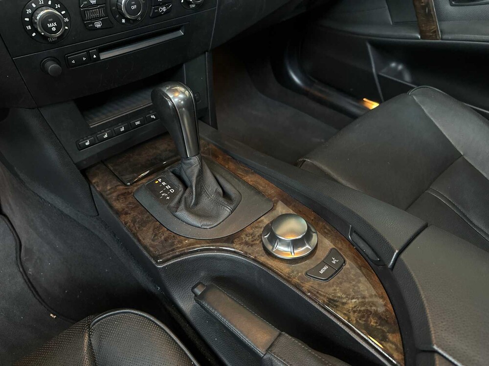 BMW 545i 4.4 V8 333hp 2003 5-series, G-647-VP