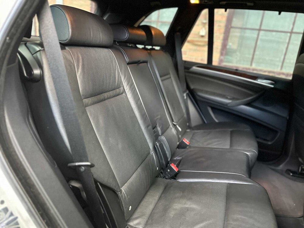 BMW X5 4.8l V8 354hp 2008