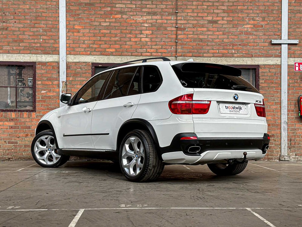 BMW X5 4.8l V8 354hp 2008