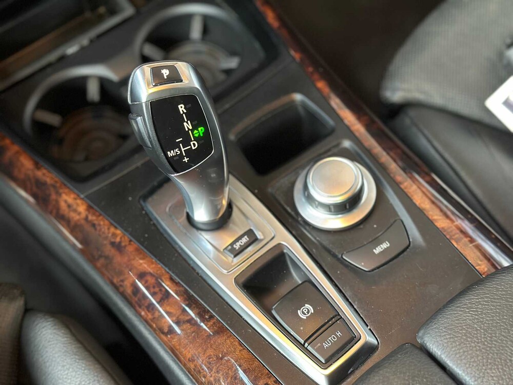 BMW X5 4.8l V8 354hp 2008