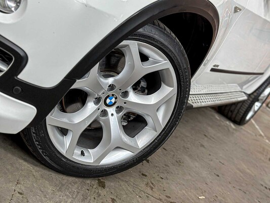 BMW X5 4.8l V8 354hp 2008