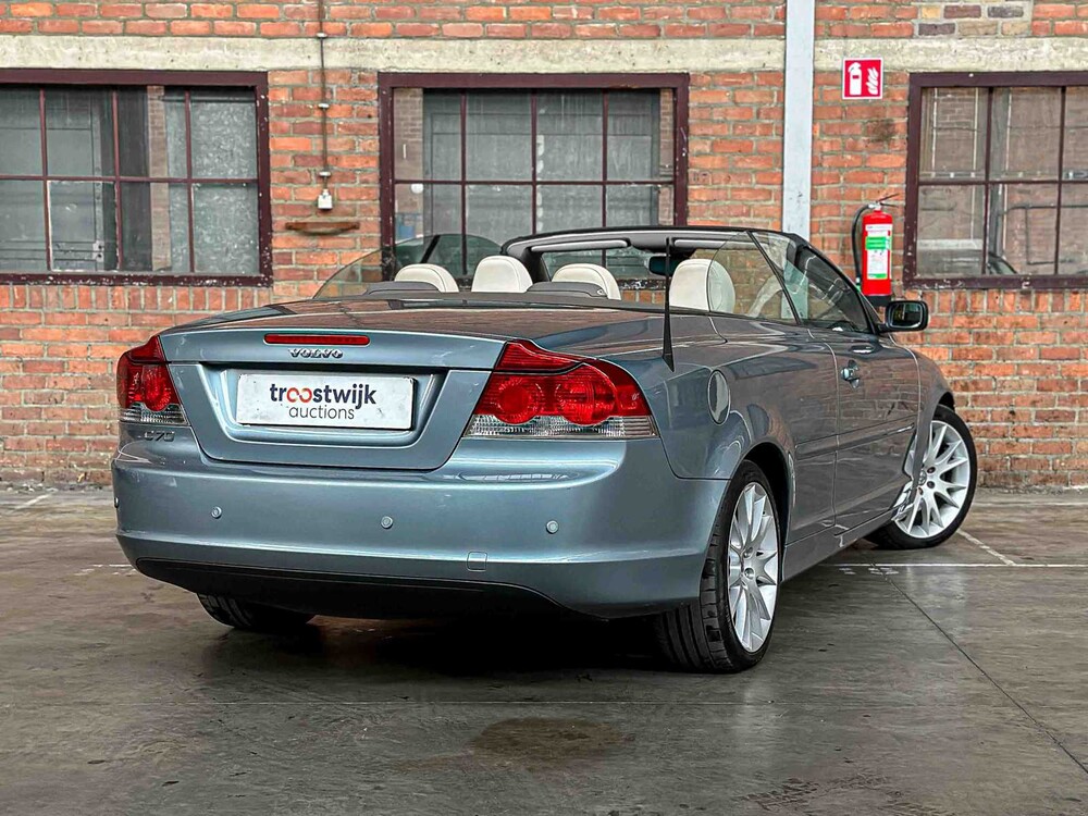Volvo C70 Convertible 2.4 Summum 140hp 2006, HVR-58-H