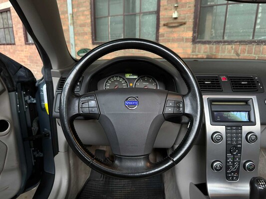 Volvo C70 Convertible 2.4 Summum 140hp 2006, HVR-58-H