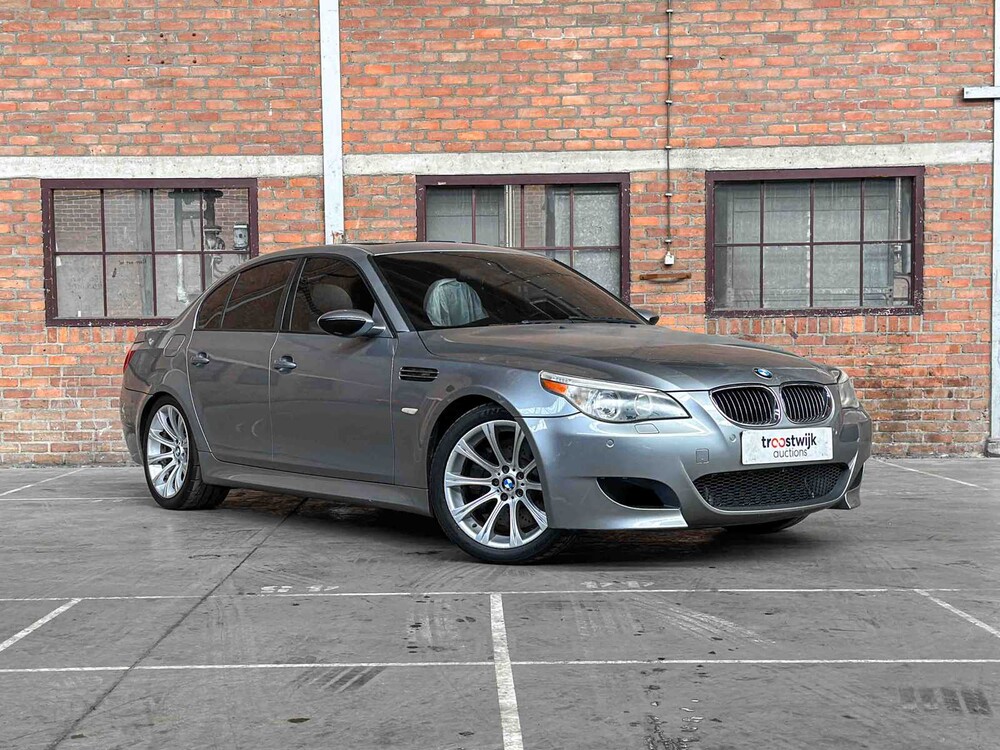 BMW M5 5.0 V10 500hp 2006 5-series Youngtimer