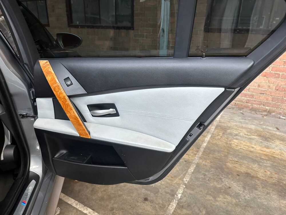 BMW M5 5.0 V10 500hp 2006 5-series Youngtimer