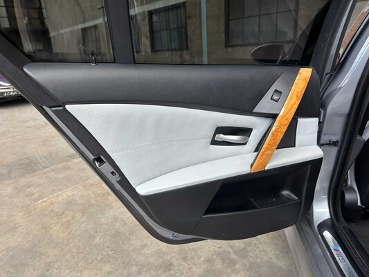 BMW M5 5.0 V10 500hp 2006 5-series Youngtimer