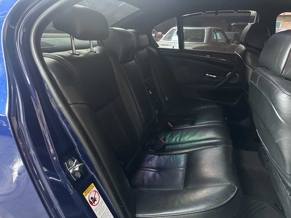 BMW M5 5.0 V10 E60 507hp 2008 5-series Youngtimer