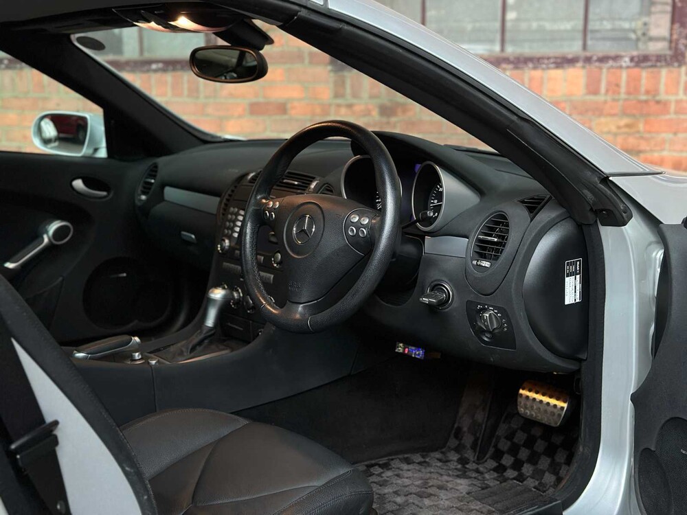 Mercedes-Benz SLK350 3.5 V6 272hp 2005 AIRSCARF SLK-Class Youngtimer