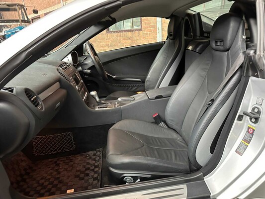 Mercedes-Benz SLK350 3.5 V6 272hp 2005 AIRSCARF SLK-Class Youngtimer