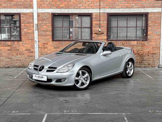 Mercedes-Benz SLK350 3.5 V6 272hp 2005 AIRSCARF SLK-Class Youngtimer