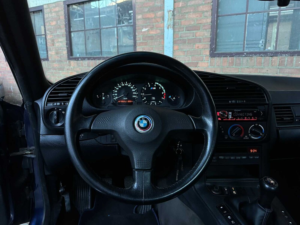 BMW 325i E36 Cabrio 3-series 192hp 1993, P-579-PB -Youngtimer-