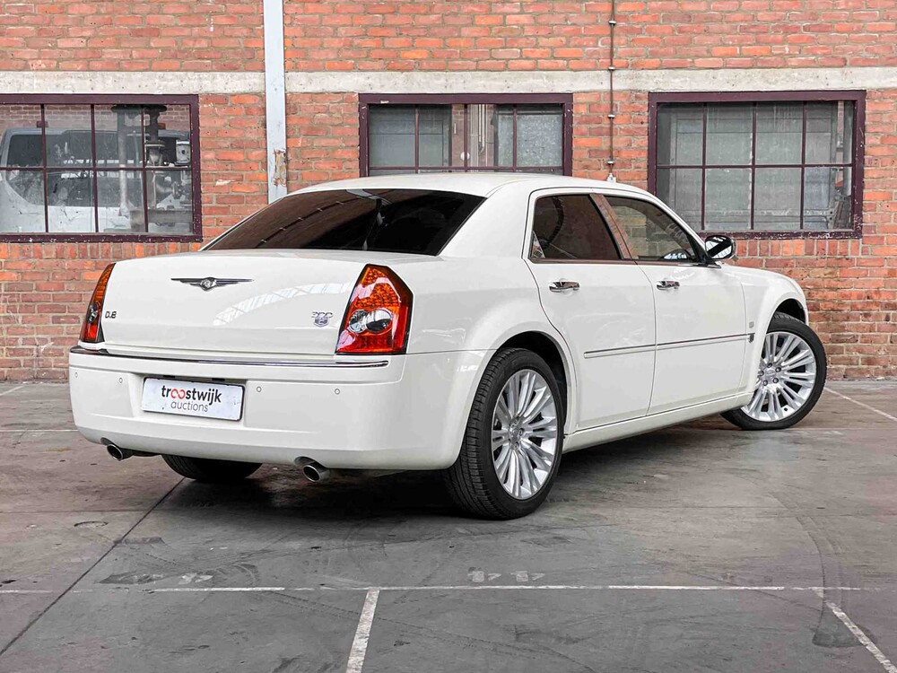 Chrysler 300C HEMI 5.7 V8 340hp 2006 Youngtimer
