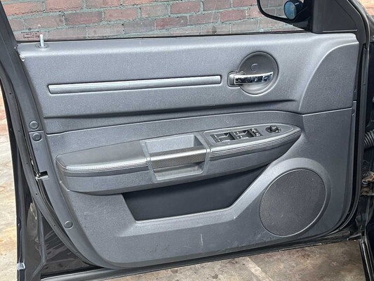 Dodge Charger SRT8 6.1 V8 425pk 2008 Youngtimer