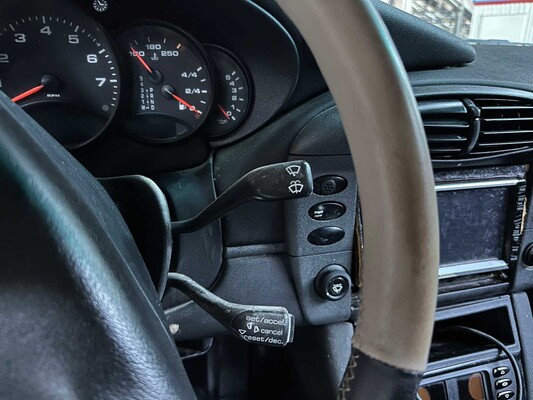 Porsche 911 Carrera 4 3.4 996 300PS 1999 Youngtimer