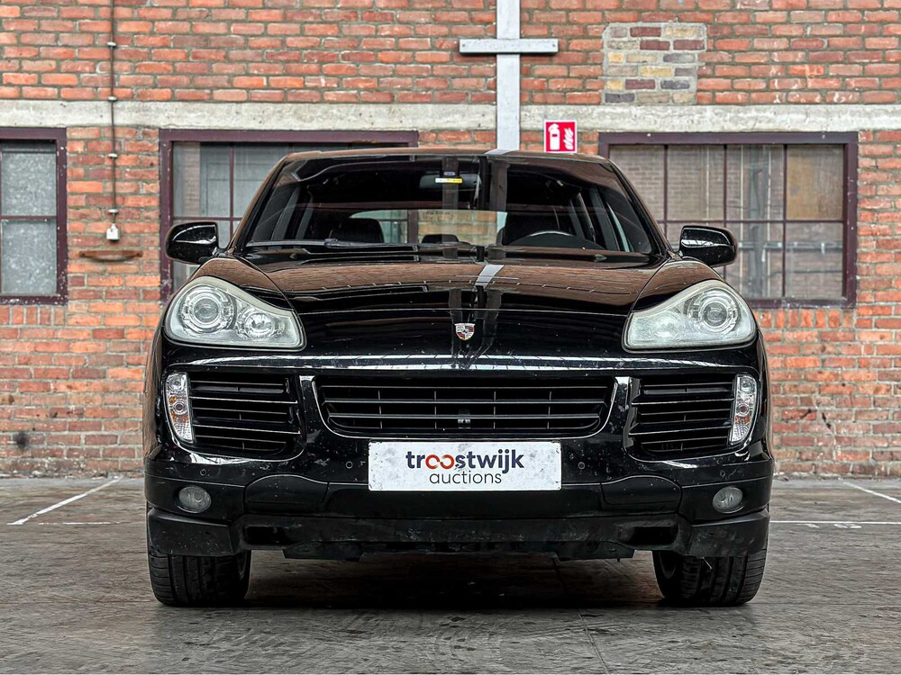 Porsche Cayenne 3.0 D V6 240hp 2009, 82-JDT-1