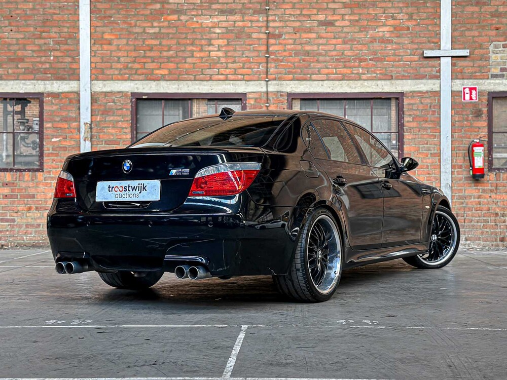 BMW M5 V10 500pk 2006