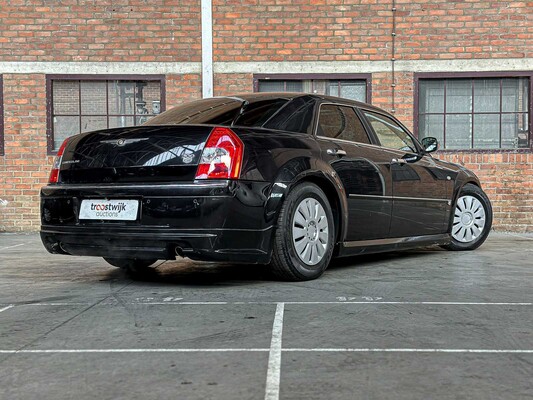 Chrysler 300C HEMI 5.7 V8 340hp 2005 -Youngtimer-