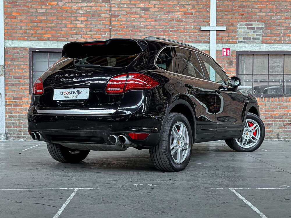 Porsche Cayenne Turbo 4.8 V8 493hp 2010