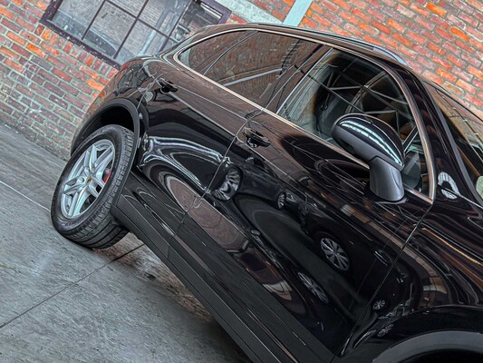 Porsche Cayenne Turbo 4.8 V8 493hp 2010