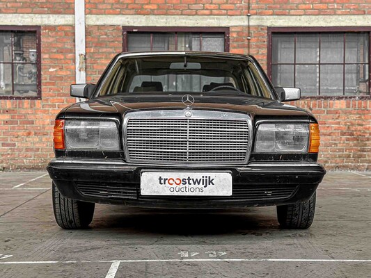 Mercedes-Benz 280 SEL