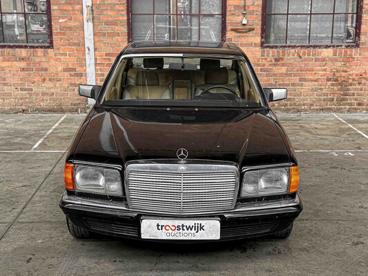 Mercedes-Benz 280 SEL
