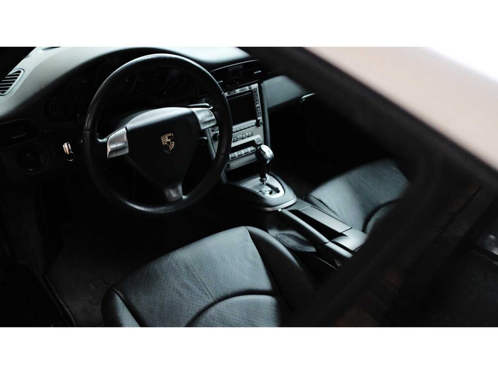 Porsche 911 Carrera Coupe 3.6 997 325pk 2004 Youngtimer