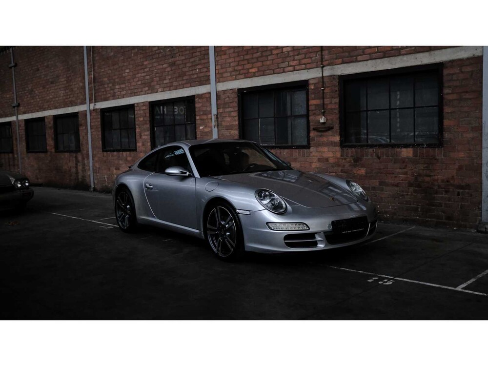 Porsche 911 Carrera Coupe 3.6 997 325pk 2004 Youngtimer
