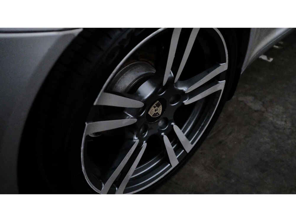 Porsche 911 Carrera Coupe 3.6 997 325pk 2004 Youngtimer