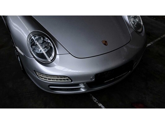 Porsche 911 Carrera Coupe 3.6 997 325pk 2004 Youngtimer