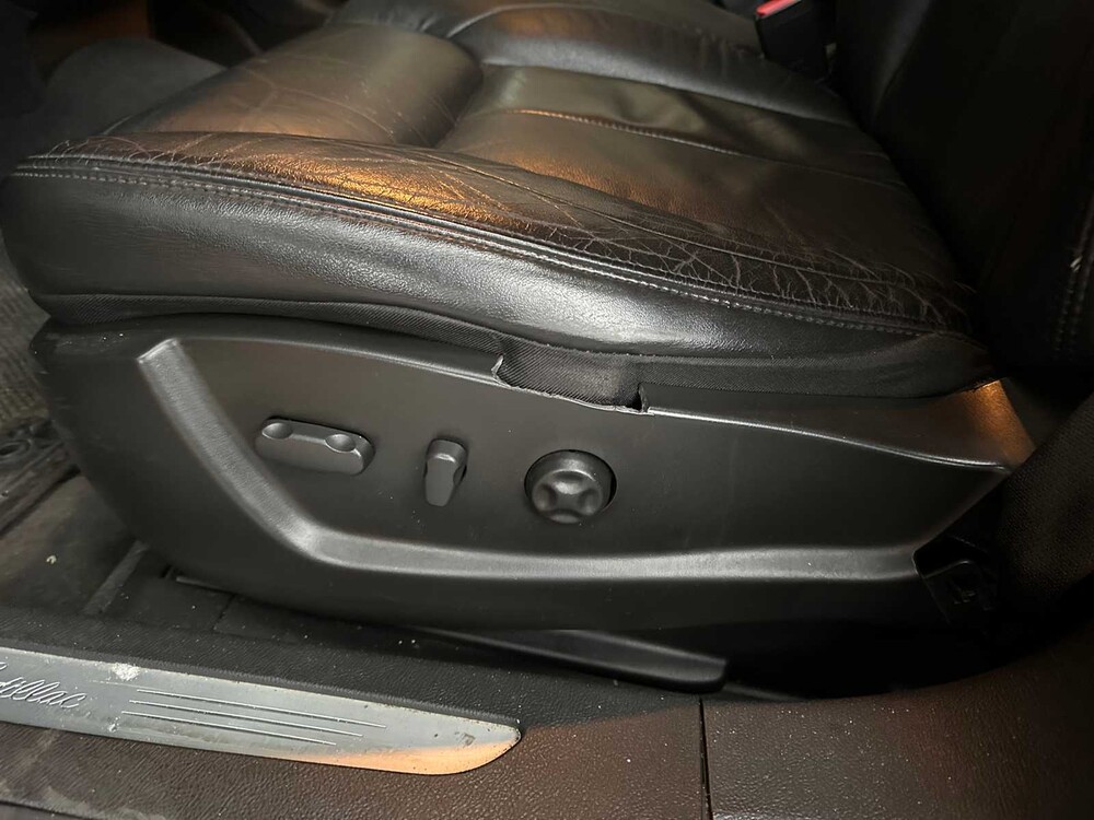 Cadillac Six Door Limousine Superior 6-Deurs Rouwauto 2010