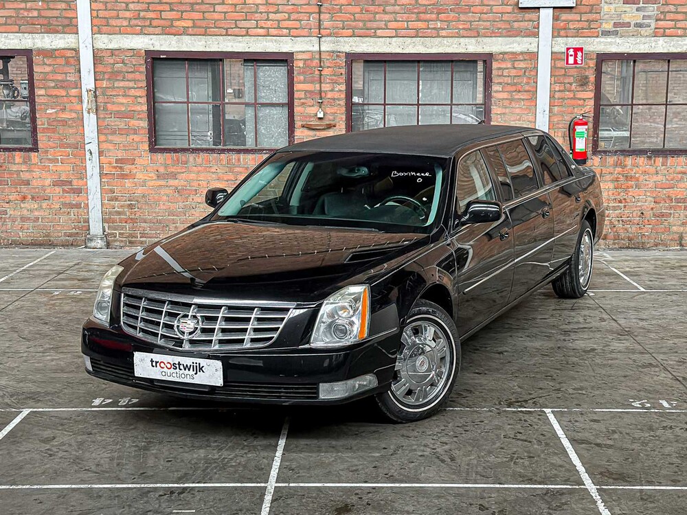 Cadillac Six Door Limousine Superior 6-Deurs Rouwauto 2010