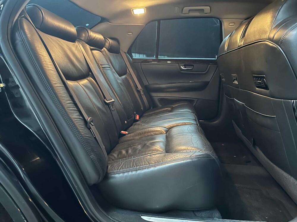 Cadillac Six Door Limousine Superior 6-Deurs Rouwauto 2010