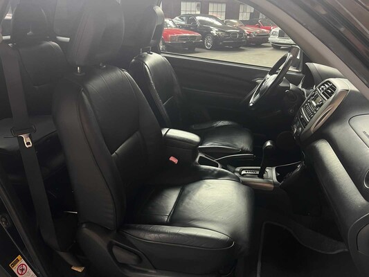 Toyota RAV4 2.0-16V VVT-i Sol (Automatic) 150hp 2004, 76-HFB-9 Youngtimer