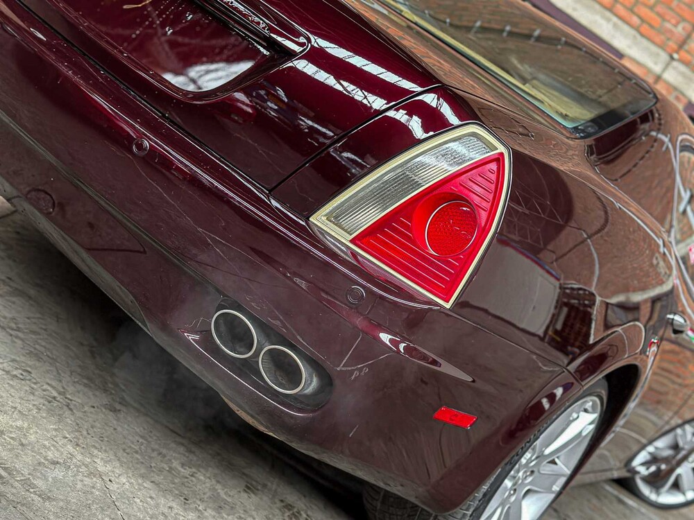 Maserati Quattroporte Sport GT 400pk 2006 Youngtimer