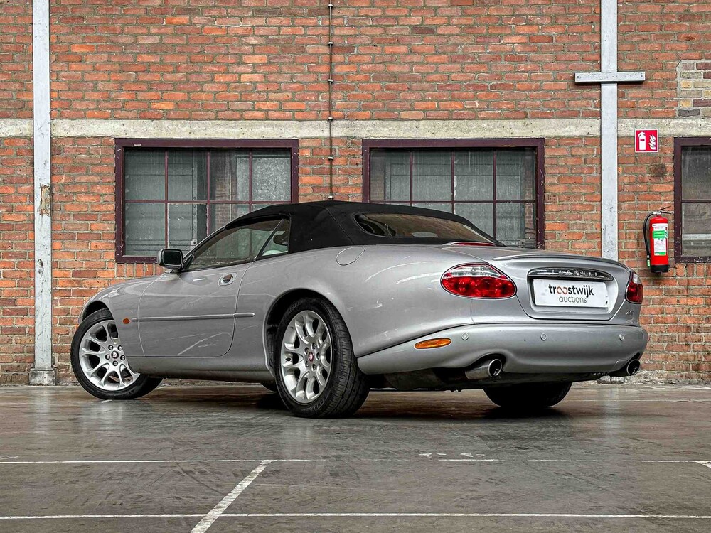 Jaguar XKR 4.0 V8 Cabrio 363PS 2001 (LPG) , N-457-KK Youngtimer
