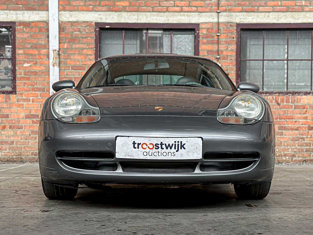 Porsche 911 996 Carrera Coupe 3.4 Handgeschakeld 300pk 2000 -Youngtimer-