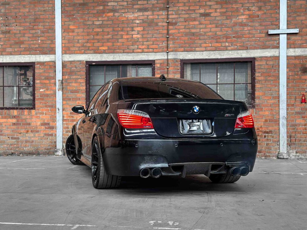 BMW M5 5.0 V10 E60 500pk 2008 5-serie Yountimer