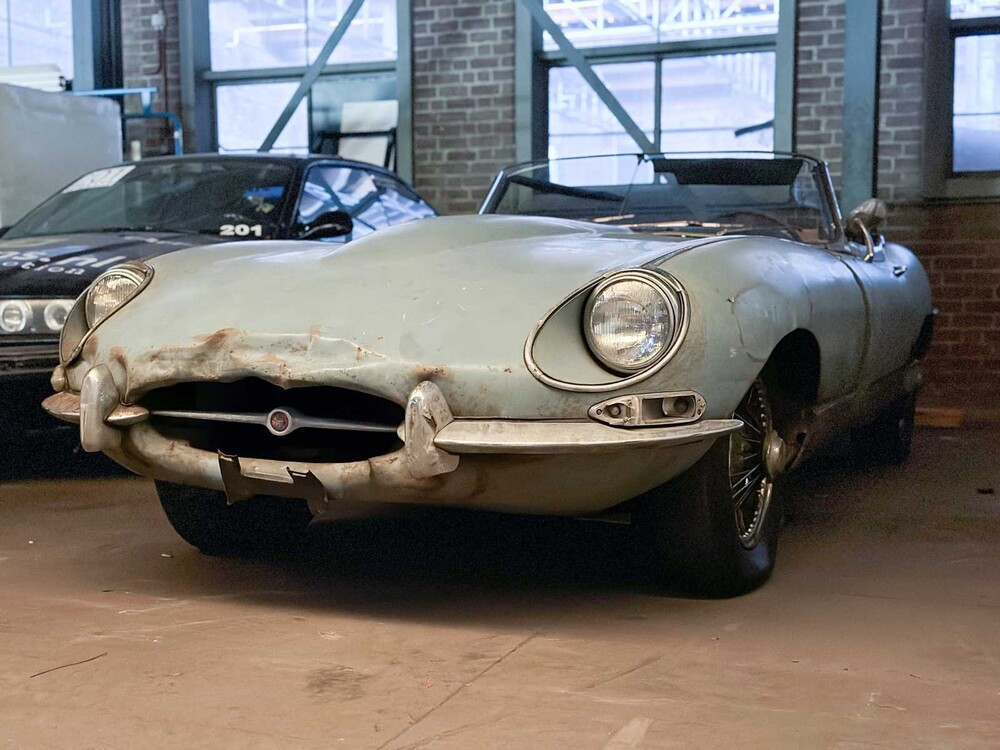 Jaguar E-Type XKE Cabriolet 4.2 6-cilinder in lijn Serie 1½ 1968 Roadster
