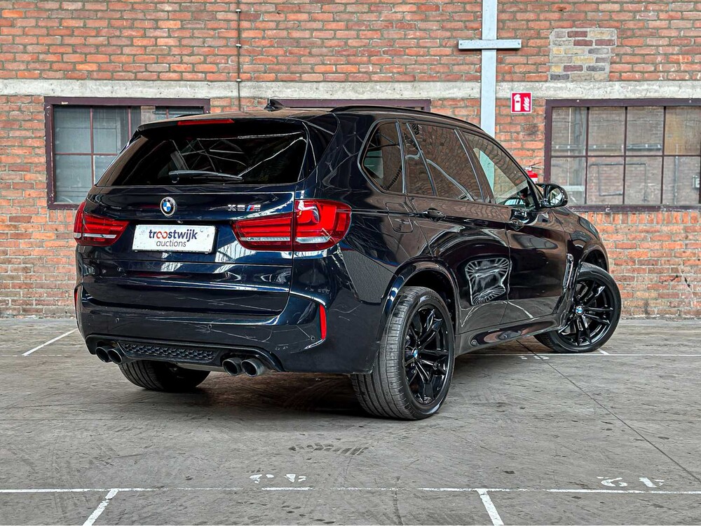 BMW X5M 4.4 V8 M-Sport F85 576pk 2015
