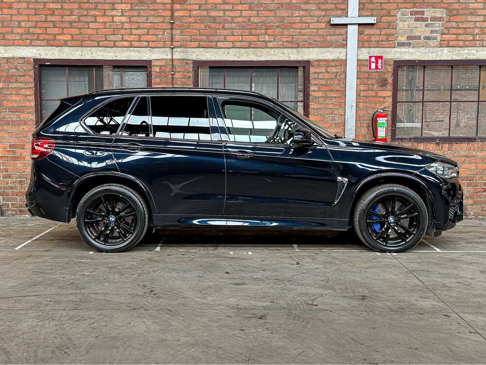 BMW X5M 4.4 V8 M-Sport F85 576pk 2015