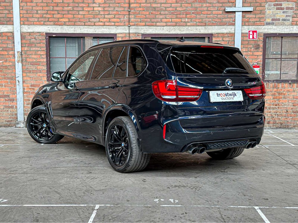 BMW X5M 4.4 V8 M-Sport F85 576pk 2015