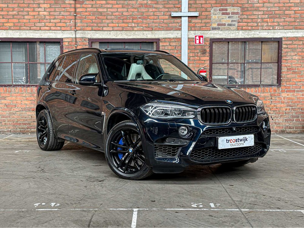 BMW X5M 4.4 V8 M-Sport F85 576pk 2015