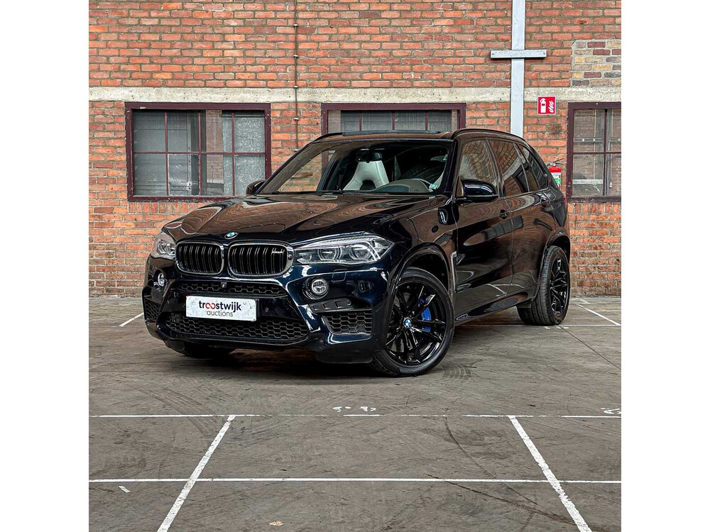 BMW X5M 4.4 V8 M-Sport F85 576pk 2015